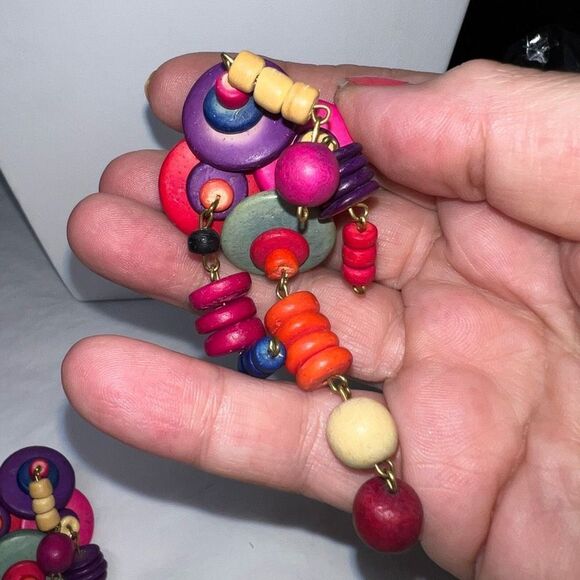 Vintage Tribal Painted Wood Earrings Three Strand Dangle Clip - Picture 6 of 7